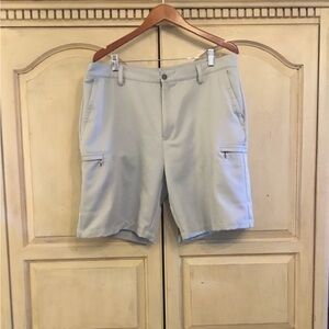 Men's Gray Casual Golf Shorts Size 38